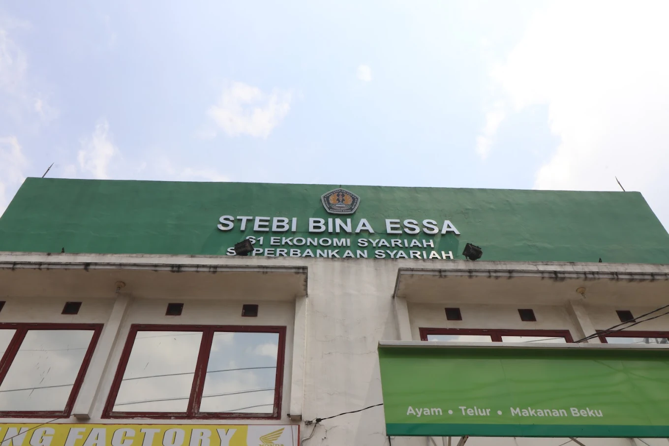 STEBI Bina Essa